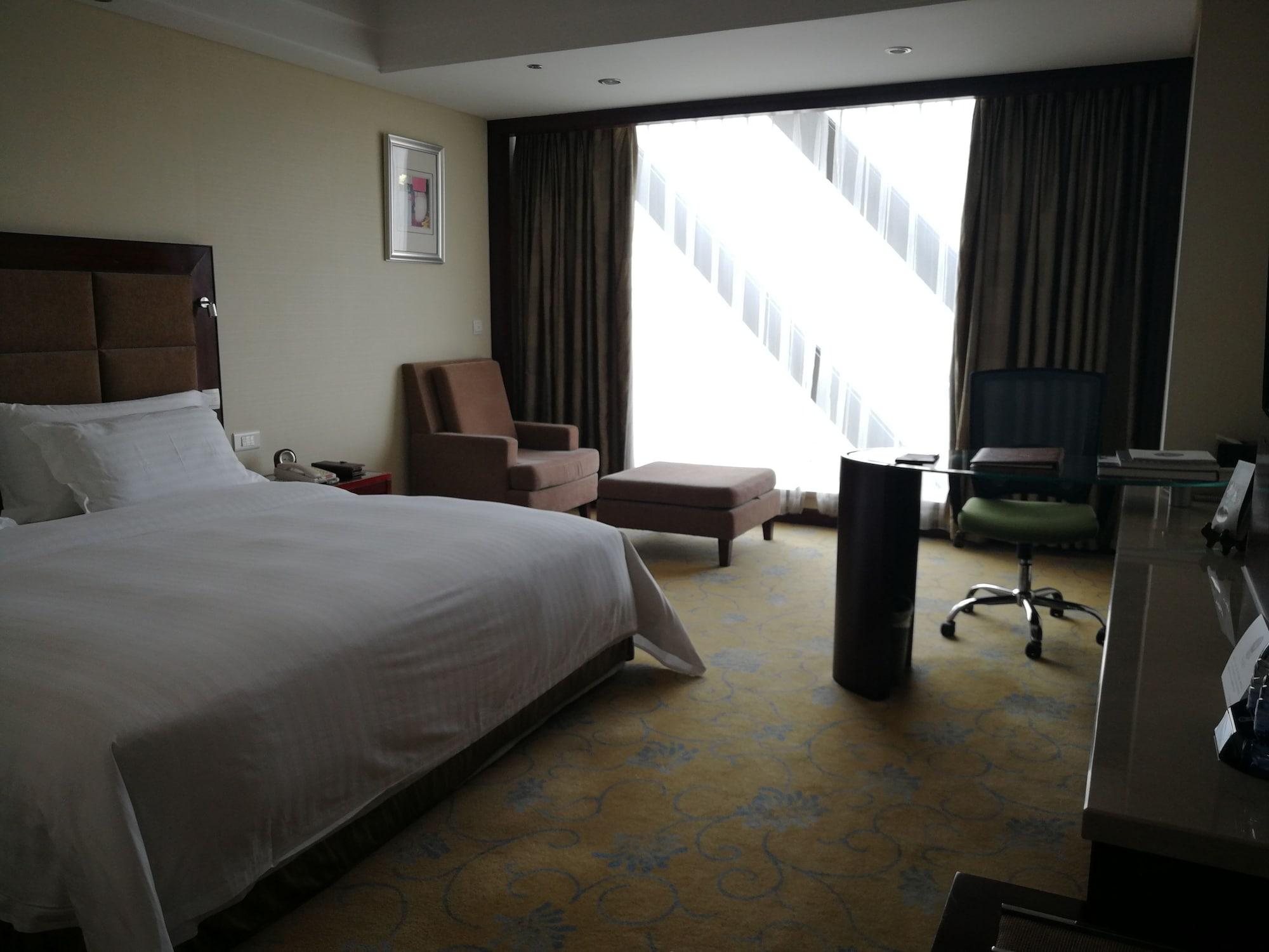 Daysun International Hotel Guangzhou Exteriör bild