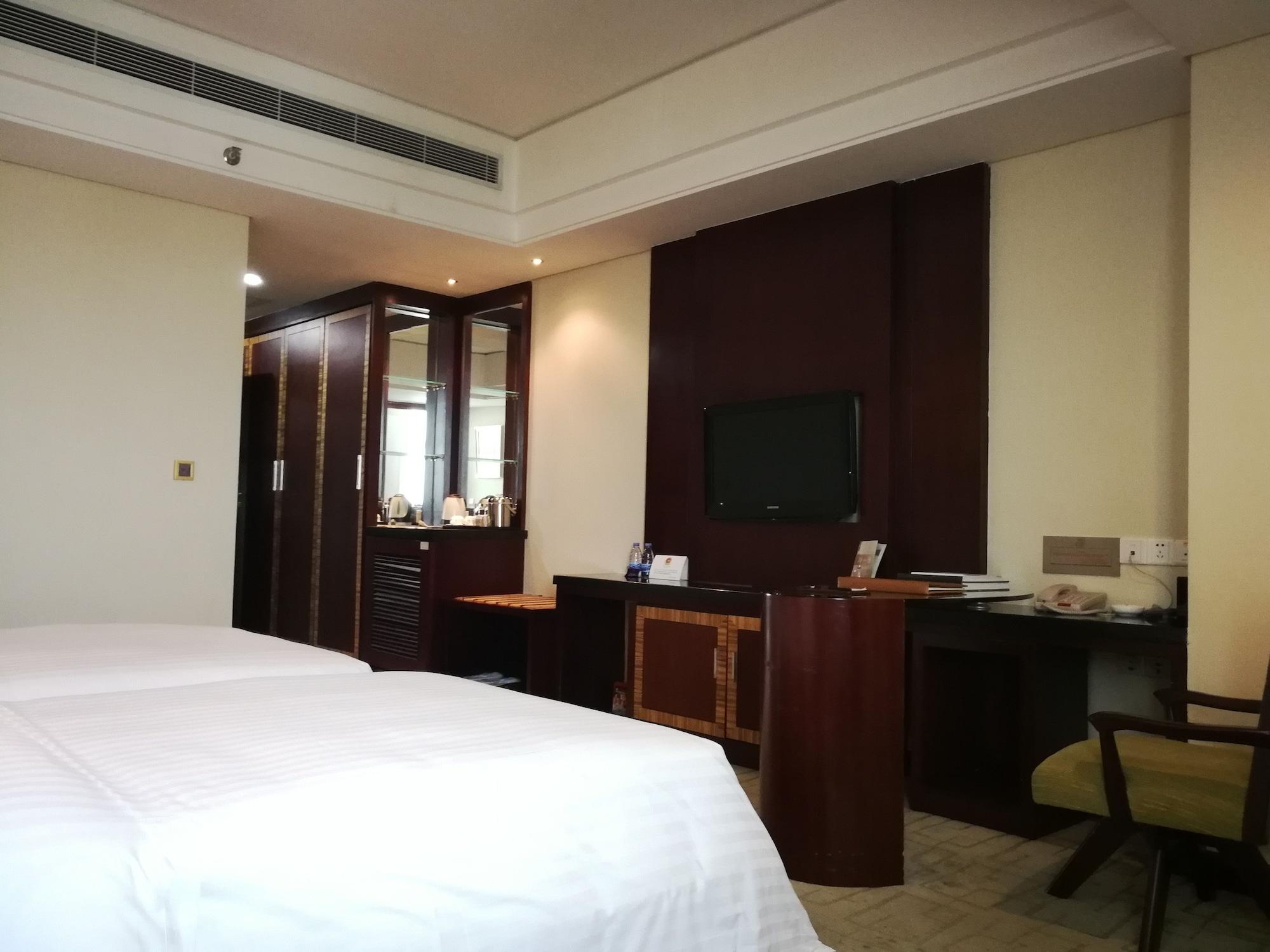 Daysun International Hotel Guangzhou Exteriör bild